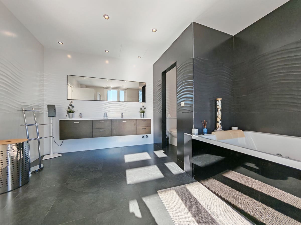 6 soverom Villa til salgs i El Rosario med svømmebasseng garasje - € 2 285 000 (Ref: 8641200)