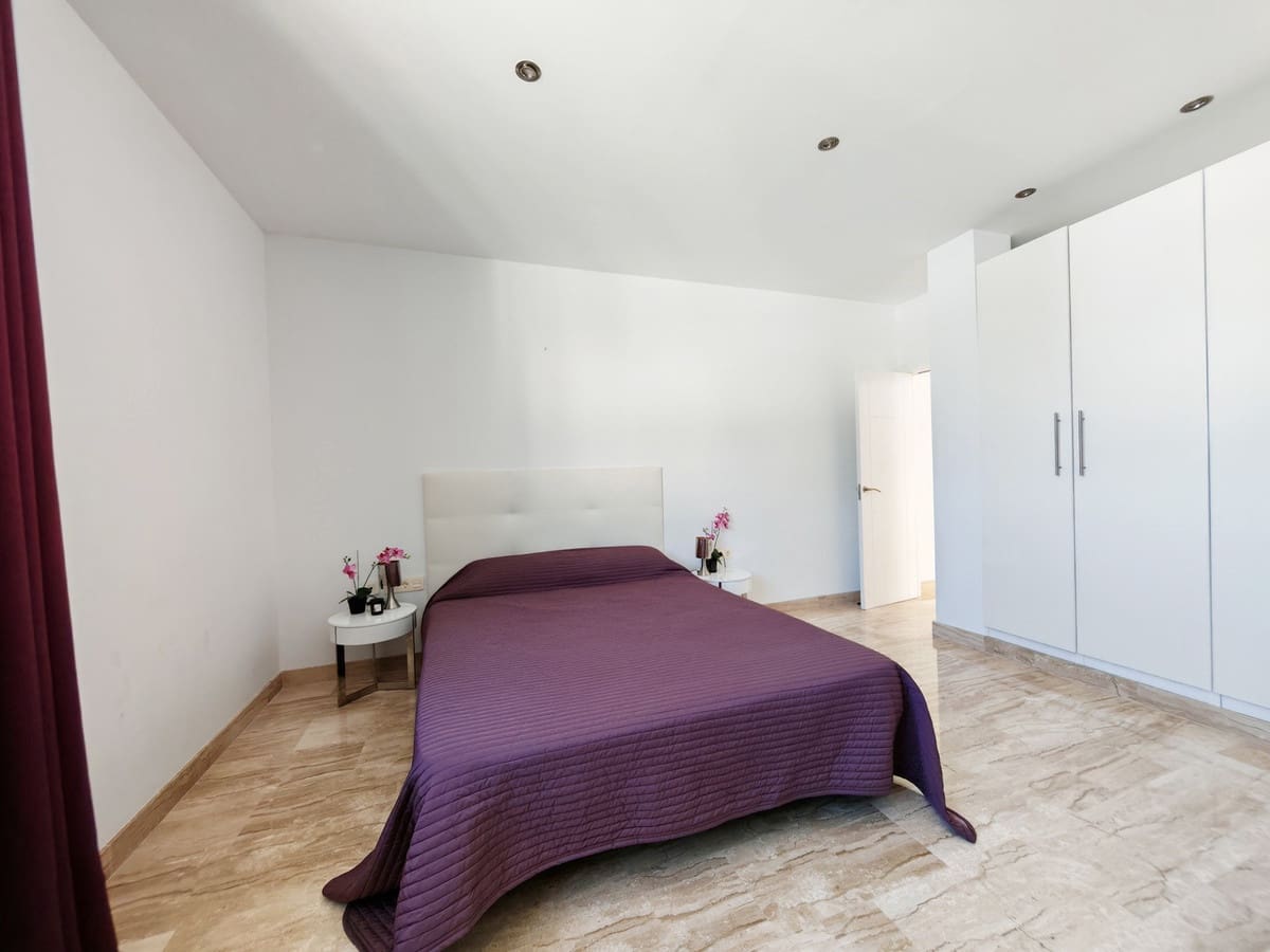 6 soverom Villa til salgs i El Rosario med svømmebasseng garasje - € 2 285 000 (Ref: 8641200)