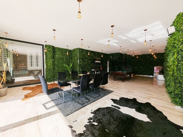 6 soverom Villa til salgs i El Rosario, Marbella med svømmebasseng garasje - € 2 285 000 (Ref: 8641200)