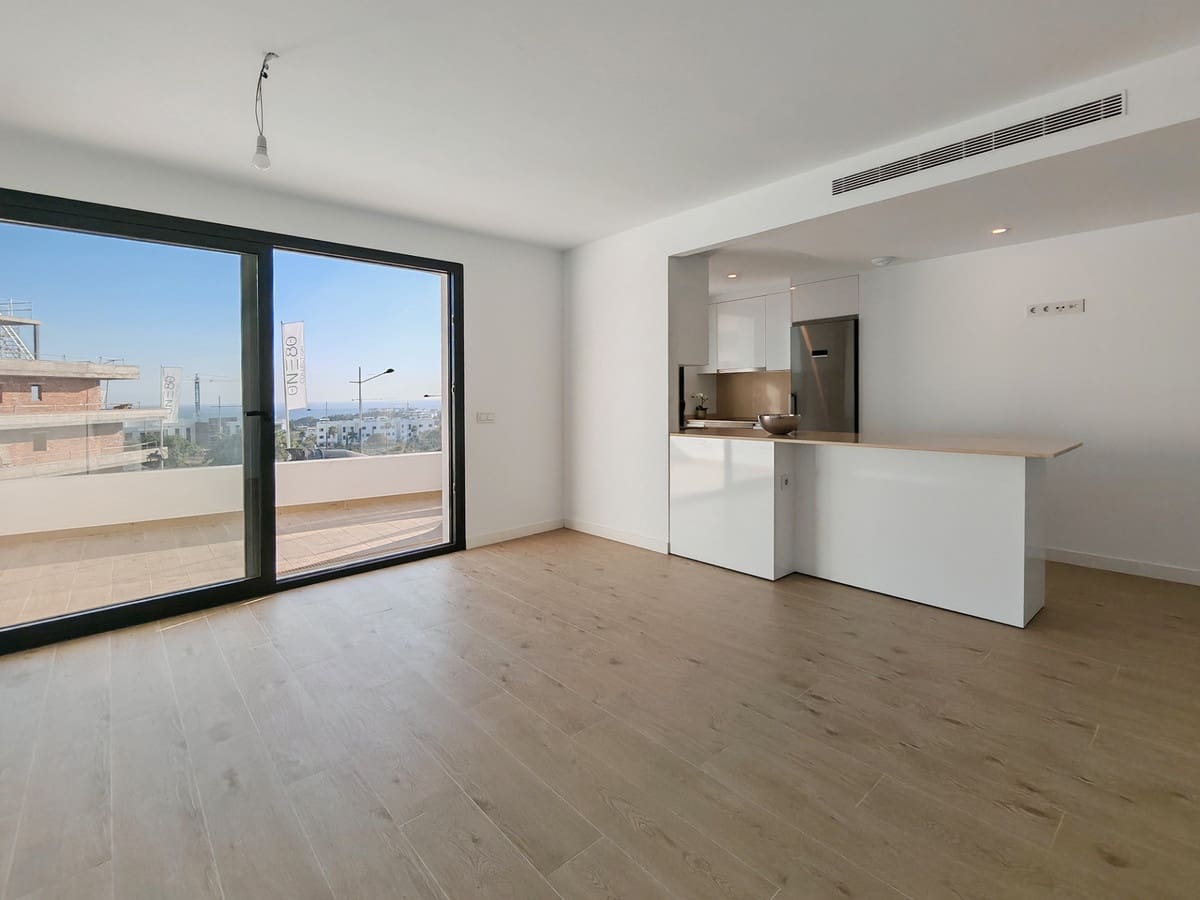 2 Zimmer Apartment zu verkaufen in Estepona mit Pool Garage - 450.000 € (Ref: 8655045)