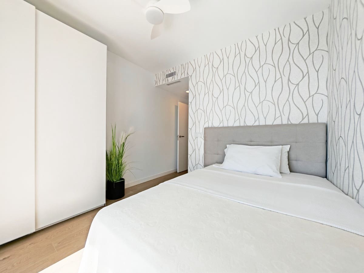 2 chambre Appartement à vendre à Estepona avec piscine garage - 450 000 € (Ref: 8655045)