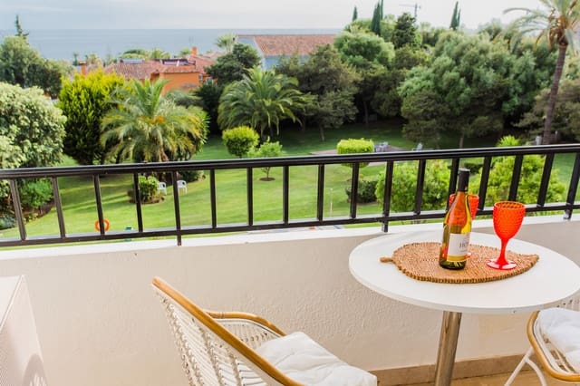 Studio te koop in Marbesa, Marbella met zwembad garage - € 299.000 (Ref: 8677952)