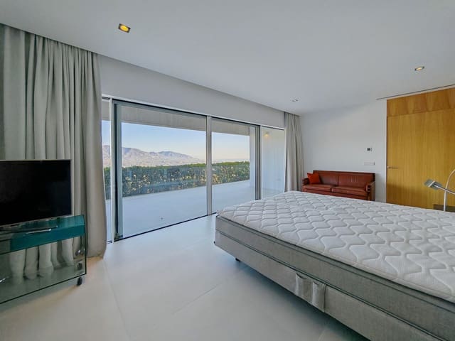 6 slaapkamer Villa te koop in La Mairena, Ojen met zwembad - € 3.500.000 (Ref: 8752515)