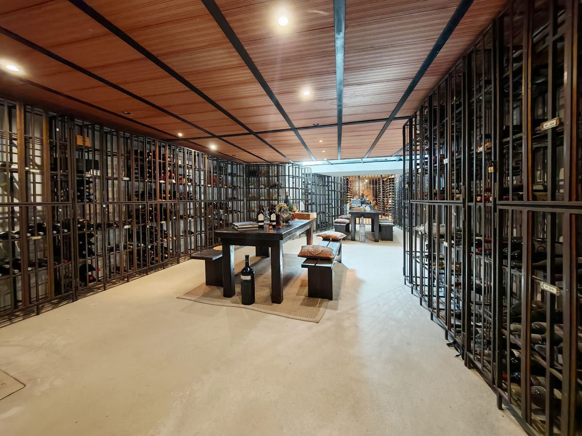 2 makuuhuone Huoneisto myytävänä paikassa Nueva Andalucia mukana uima-altaan 
autotalli - 535 000 € (Ref: 8836822)