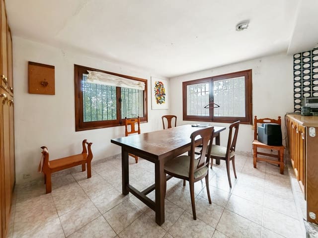 5 soveværelse Villa til salg i Marbella med swimmingpool - € 1.975.000 (Ref: 8843590)