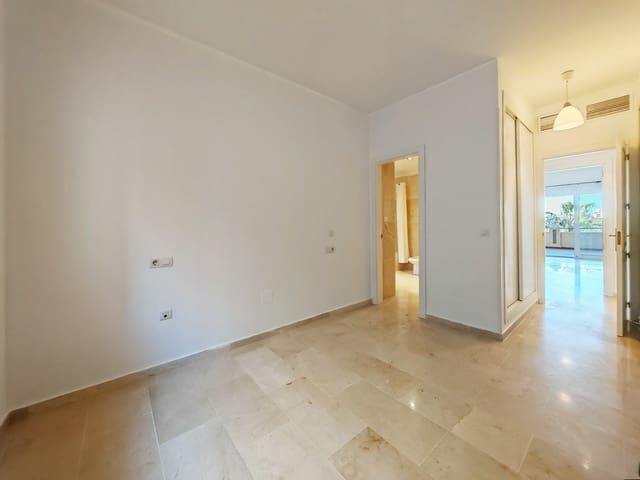 2 quarto Apartamento para venda em Elviria, Marbella com piscina garagem - 490 000 € (Ref: 8894984)