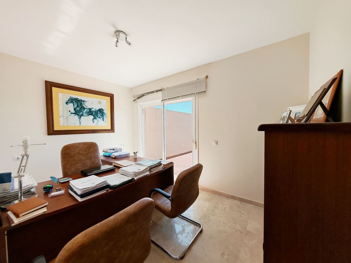 3 quarto Penthouse para venda em Mijas Costa com piscina garagem - 540 000 € (Ref: 8900344)