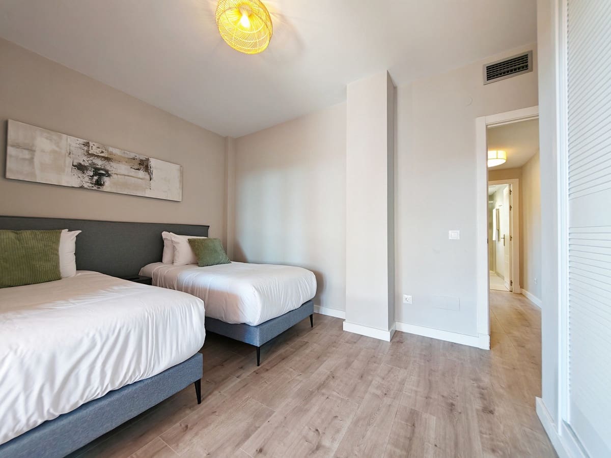 3 slaapkamer Penthouse te koop in Benahavis met zwembad garage - € 525.000 (Ref: 8907869)