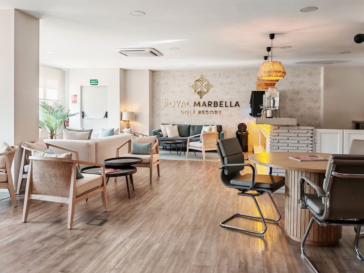 3 bedroom Penthouse for sale in Benahavis with pool garage - € 525,000 (Ref: 8907869)