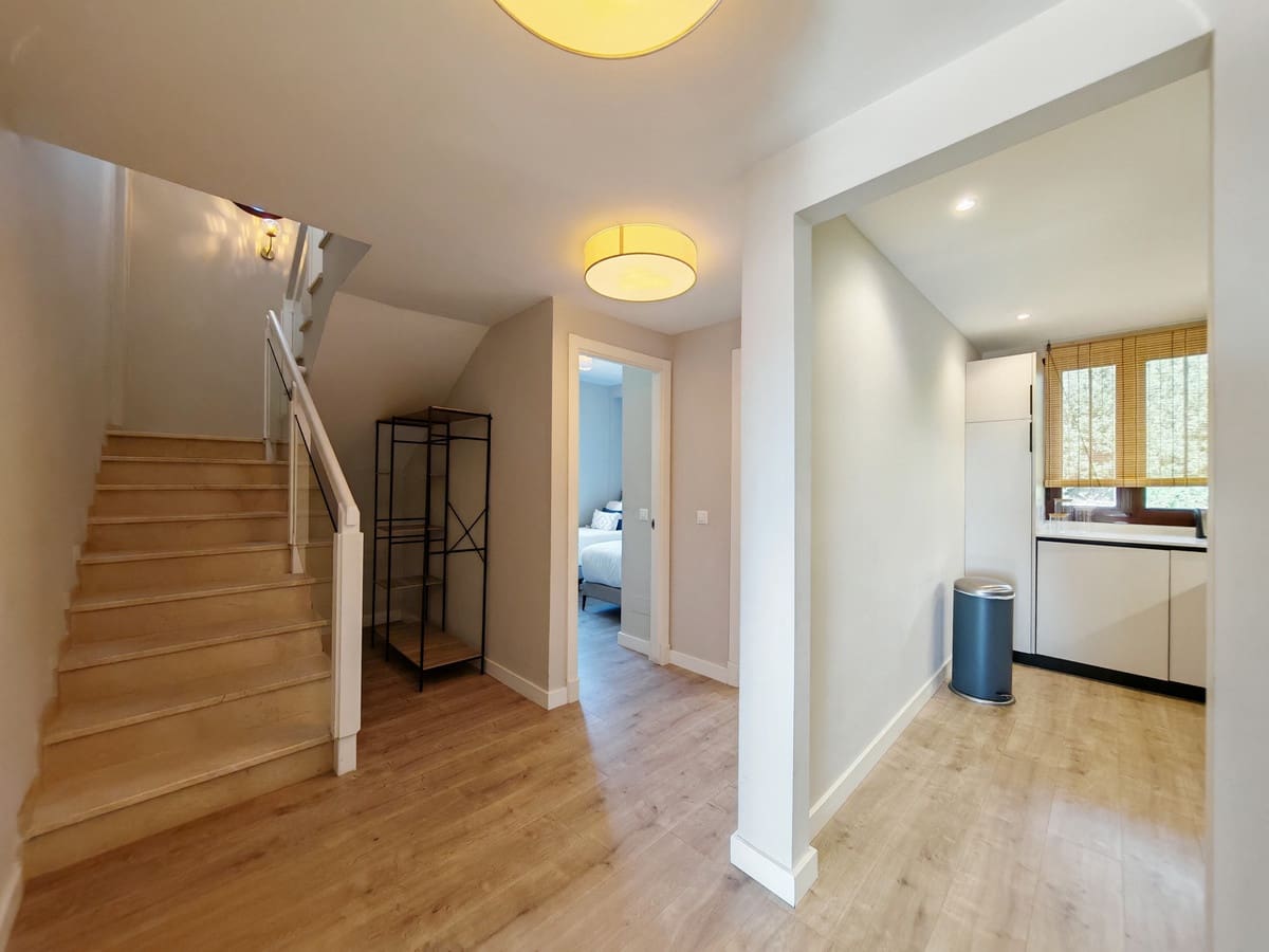 3 makuuhuone Kattohuoneisto myytävänä paikassa Benahavis mukana uima-altaan 
autotalli - 525 000 € (Ref: 8907869)