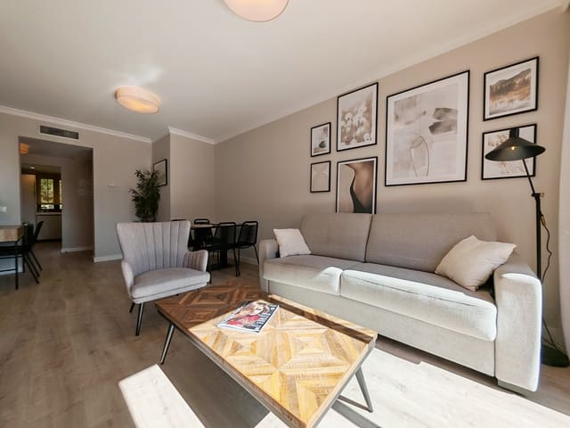 3 slaapkamer Penthouse te koop in Benahavís met zwembad garage - € 448.000 (Ref: 8907869)