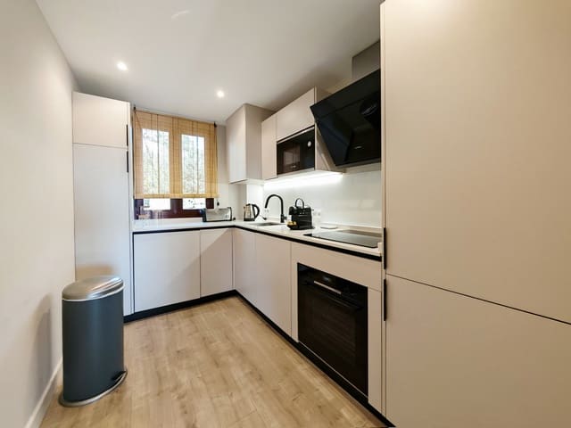 3 slaapkamer Penthouse te koop in Benahavís met zwembad garage - € 448.000 (Ref: 8907869)