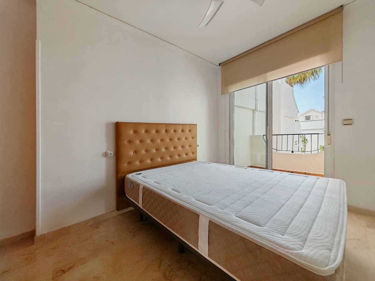 3 soveværelse Byhus til salg i Las Chapas med swimmingpool garage - € 850.000 (Ref: 8913239)