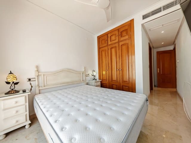 3 chambre Maison de Ville à vendre à Las Chapas, Marbella avec piscine garage - 790 000 € (Ref: 8913239)