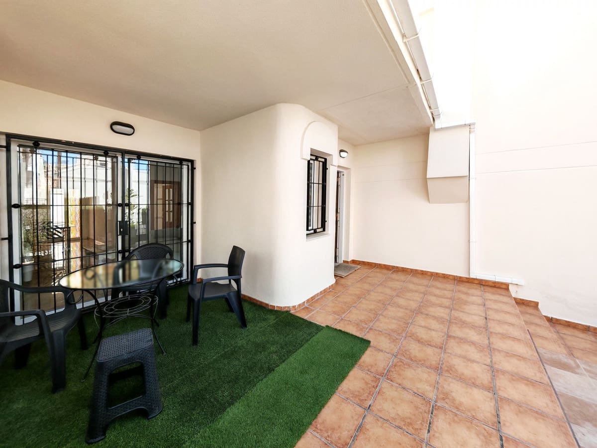 3 slaapkamer Huis te koop in Las Chapas met zwembad garage - € 790.000 (Ref: 8913239)