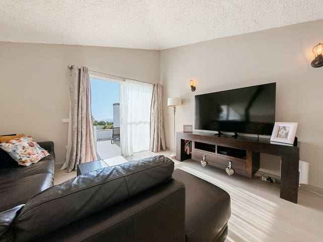 3 soverom Villa til salgs i Bahía Dorada, Estepona med svømmebasseng - € 549 000 (Ref: 8976510)