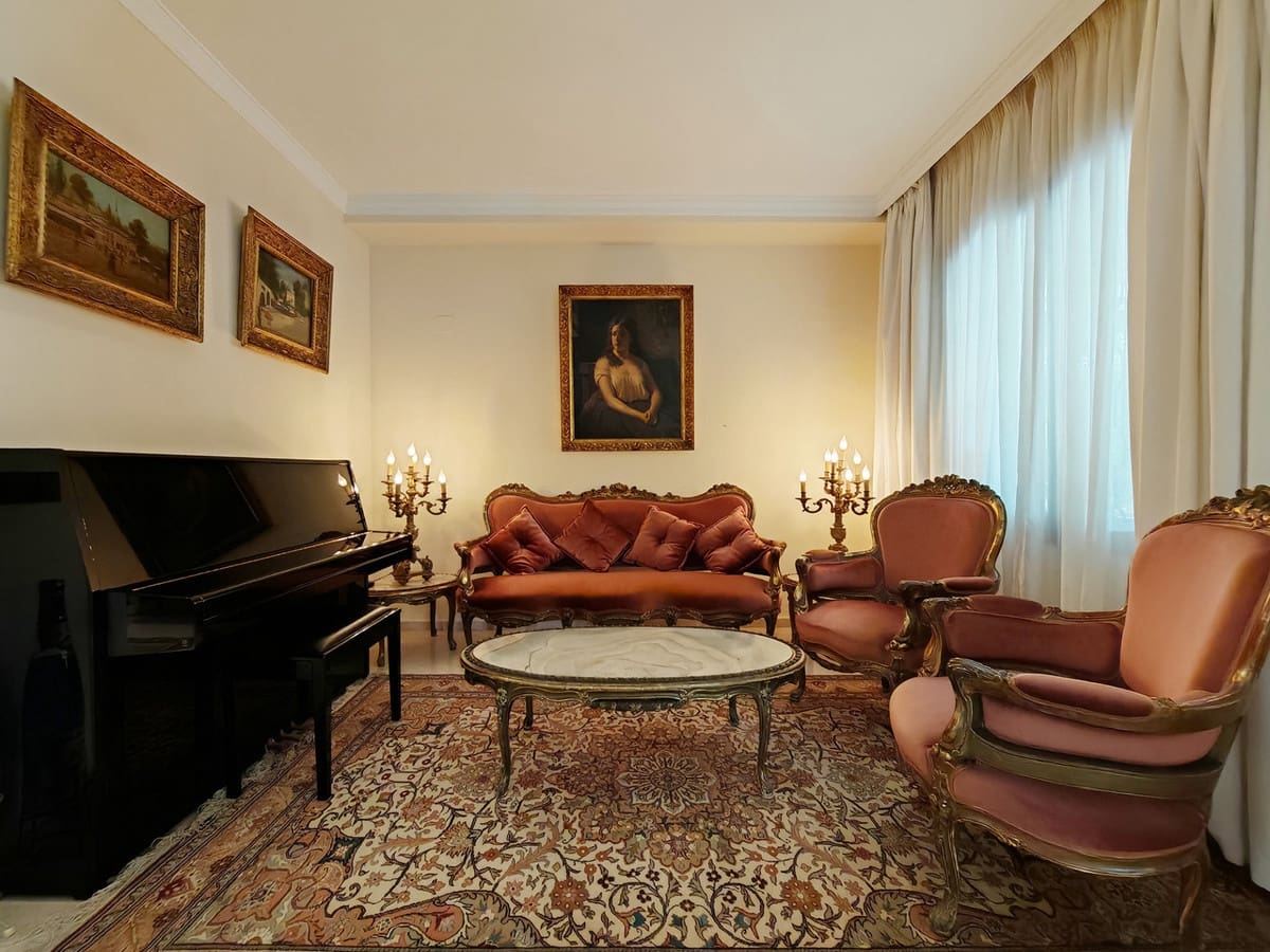 5 soverom Villa til salgs i Los Monteros med svømmebasseng garasje - € 4 500 000 (Ref: 8982724)