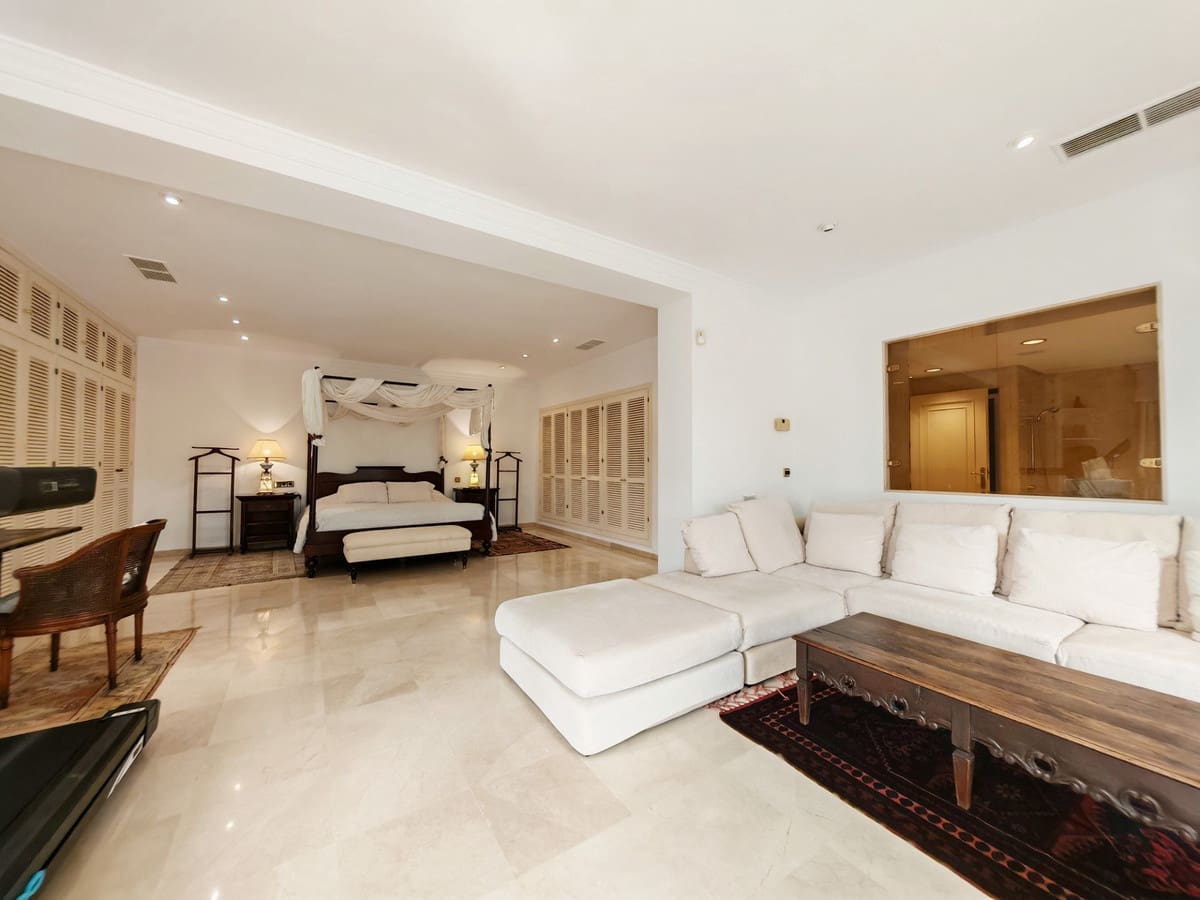 5 camera da letto Villa in vendita in Los Monteros con piscina garage - 4.500.000 € (Rif: 8982724)