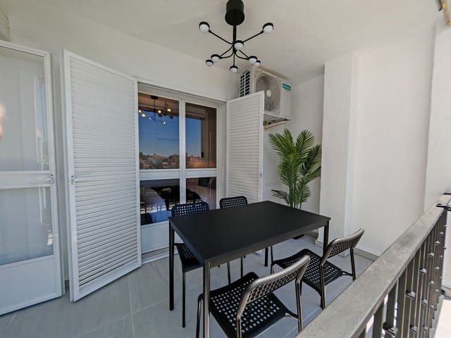 3 chambre Penthouse à vendre à Estepona avec piscine - 425 000 € (Ref: 9003521)