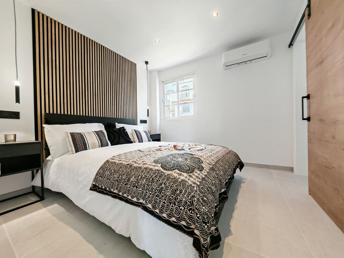 3 chambre Penthouse à vendre à Estepona avec piscine - 425 000 € (Ref: 9003521)