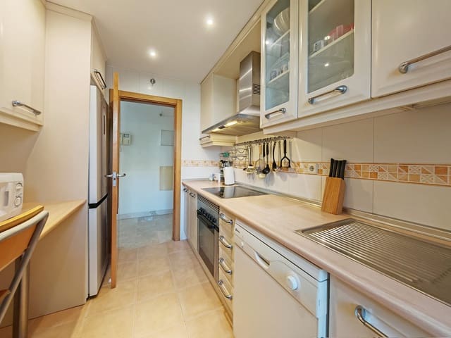 2 soverom Leilighet til salgs i Carib Playa, Marbella med svømmebasseng garasje - € 389 000 (Ref: 9014646)