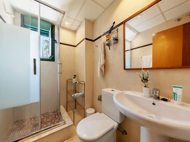 2 soverom Leilighet til salgs i Carib Playa, Marbella med svømmebasseng garasje - € 389 000 (Ref: 9014646)