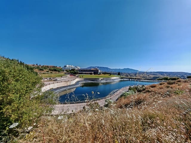 Bouwgrond te koop in La Cala de Mijas, Mijas - € 249.000 (Ref: 9029893)