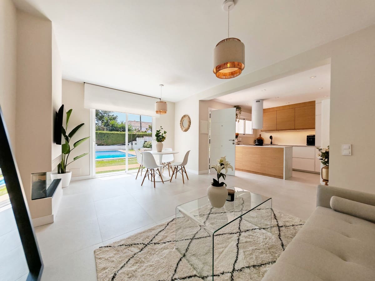 2 Zimmer Villa zu verkaufen in San Pedro de Alcantara mit Pool Garage - 549.000 € (Ref: 9029993)