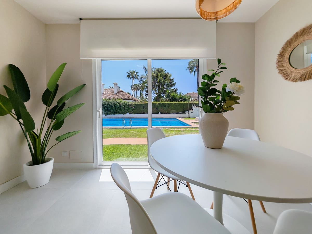 2 Zimmer Villa zu verkaufen in San Pedro de Alcantara mit Pool Garage - 549.000 € (Ref: 9029993)