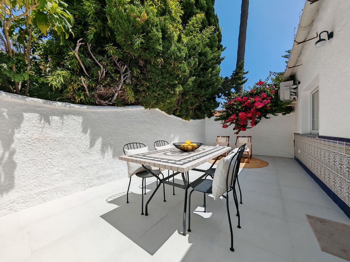 2 Zimmer Villa zu verkaufen in San Pedro de Alcantara mit Pool Garage - 549.000 € (Ref: 9029993)