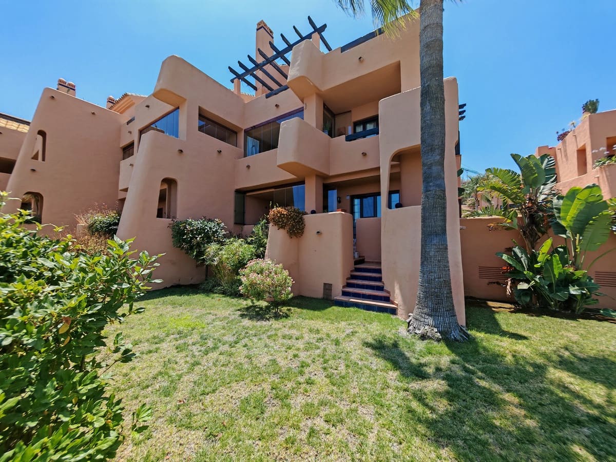 2 Zimmer Apartment zu verkaufen in Marbella mit Pool Garage - 349.000 € (Ref: 9125539)