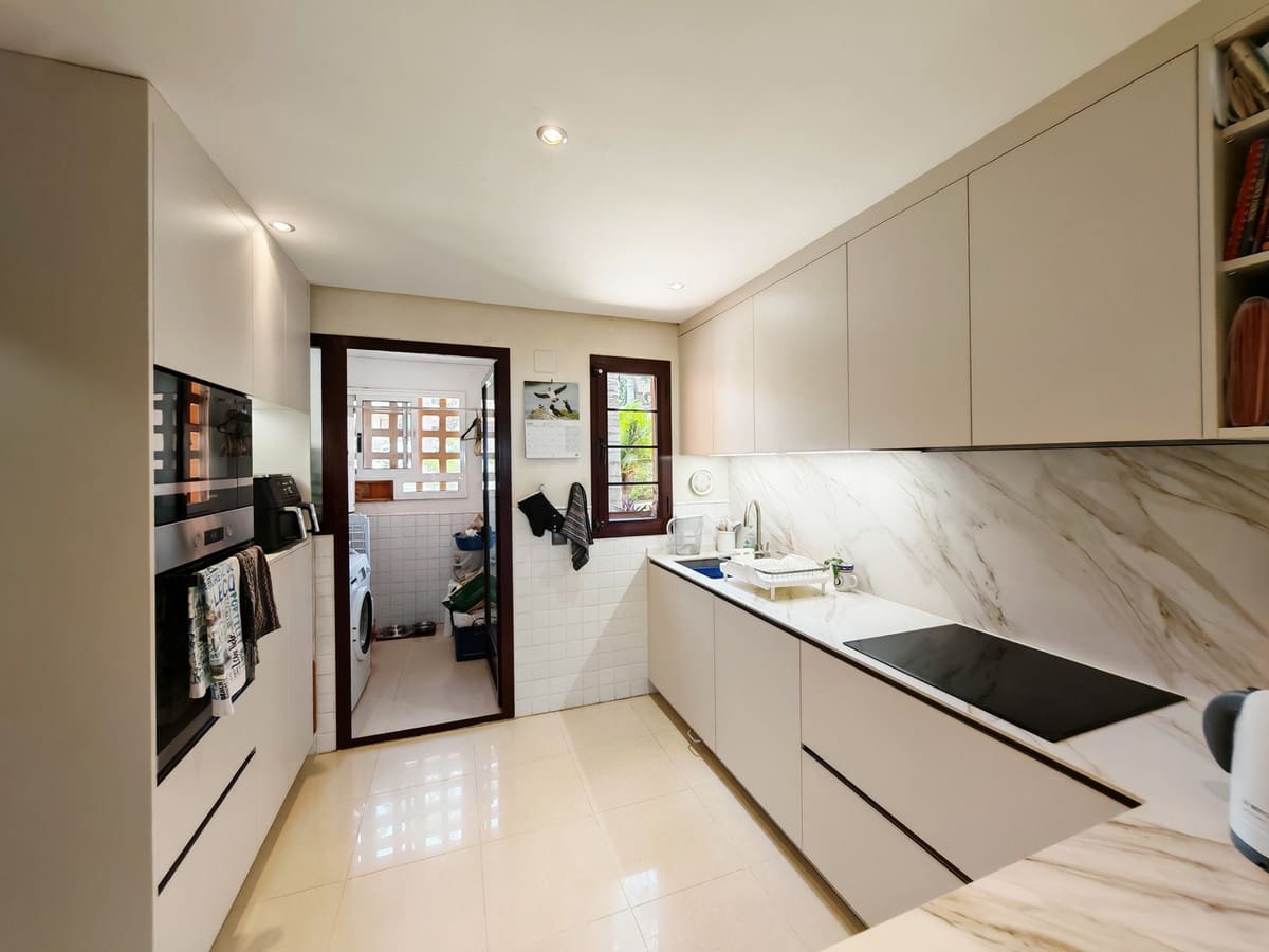 2 Zimmer Apartment zu verkaufen in Marbella mit Pool Garage - 349.000 € (Ref: 9125539)