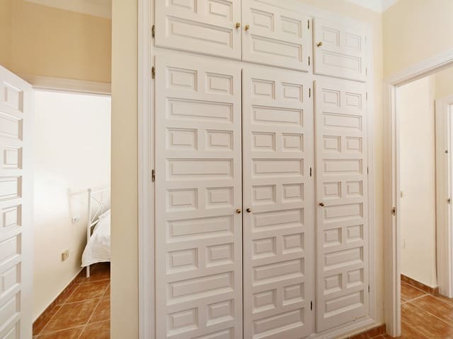 3 soveværelse Villa til leje i El Rosario, Marbella med swimmingpool - € 5.750 (Ref: 9146215)