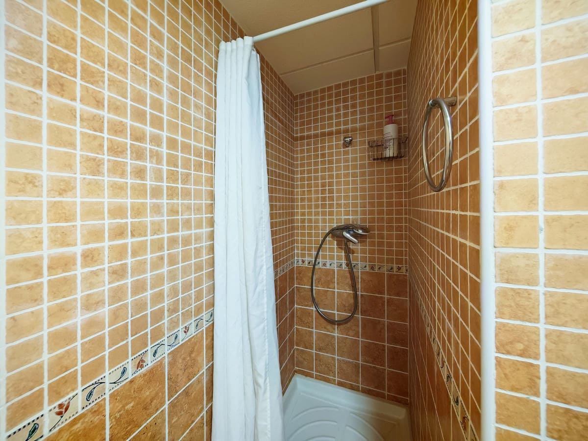 2 soveværelse Lejlighed til salg i Elviria med swimmingpool garage - € 350.000 (Ref: 9159896)