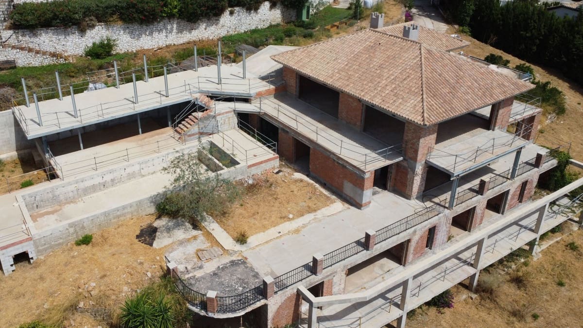 7 Zimmer Villa zu verkaufen in Mijas mit Pool Garage - 1.800.000 € (Ref: 9169725)