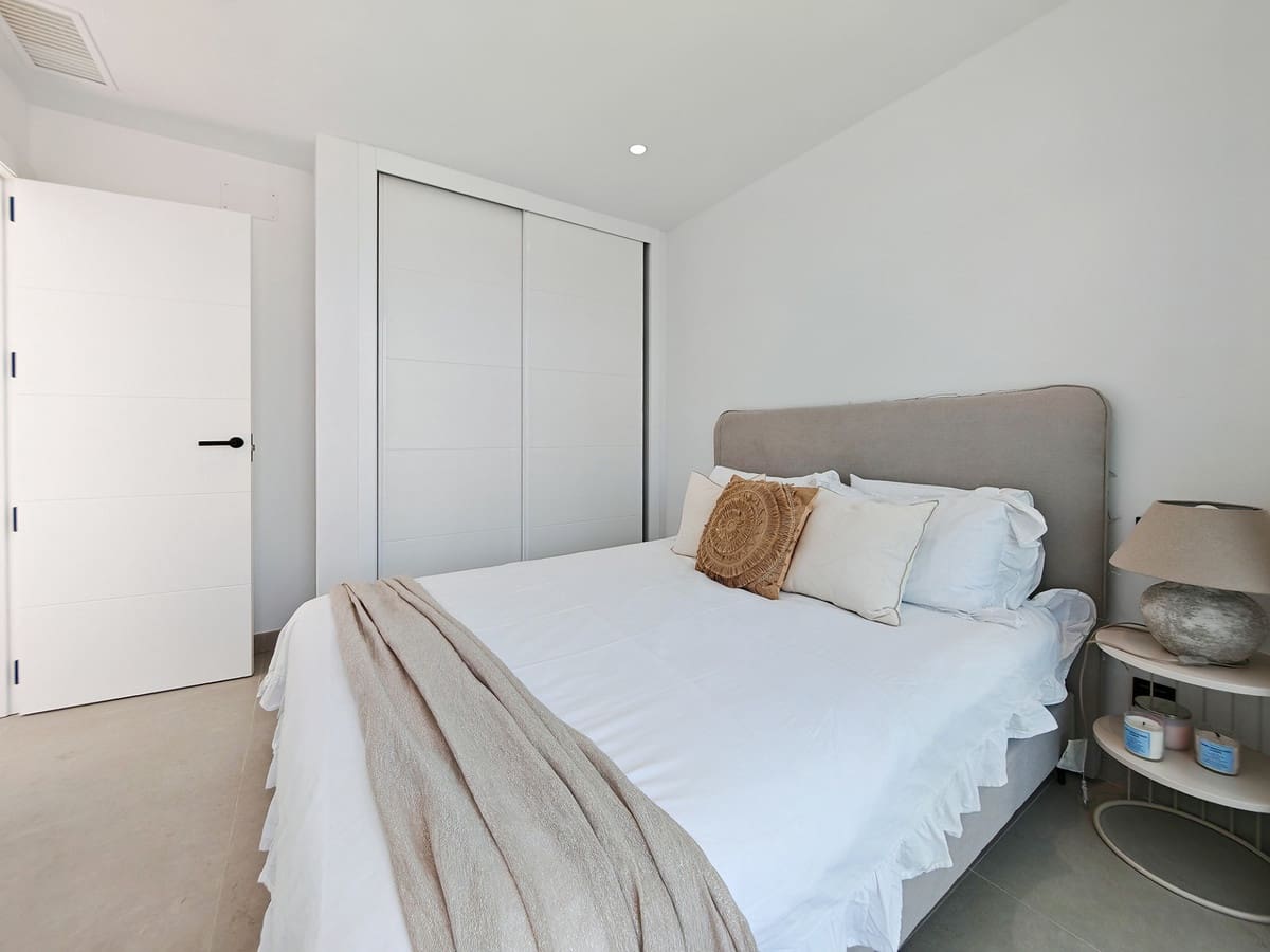 5 chambre Villa/Maison à vendre à Estepona avec piscine garage - 1 590 000 € (Ref: 9175062)