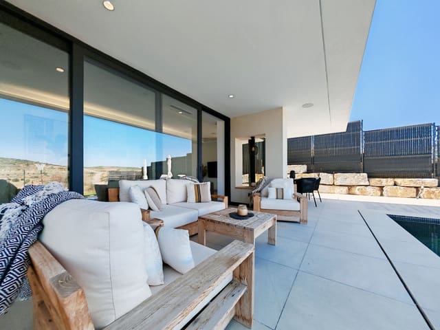 4 chambre Villa/Maison à vendre à Estepona avec piscine garage - 1 395 000 € (Ref: 9175062)