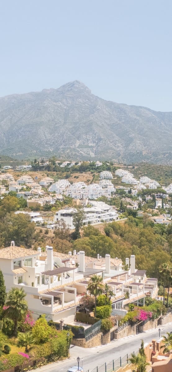 3 Zimmer Apartment zu verkaufen in Nueva Andalucia mit Pool Garage - 1.250.000 € (Ref: 9192558)