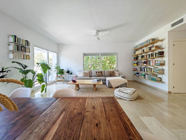 4 soverom Hus til salgs i La Quinta, Benahavís med garasje - € 875 000 (Ref: 9215458)