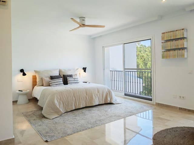 4 soverom Hus til salgs i La Quinta, Benahavís med garasje - € 875 000 (Ref: 9215458)