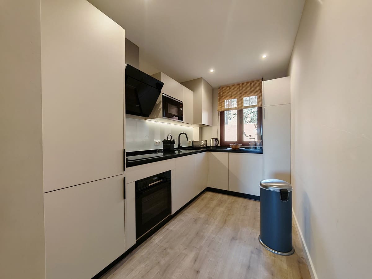 Apartamento de 2 habitaciones en Benahavís en venta con piscina garaje - 340.000 € (Ref: 9217776)