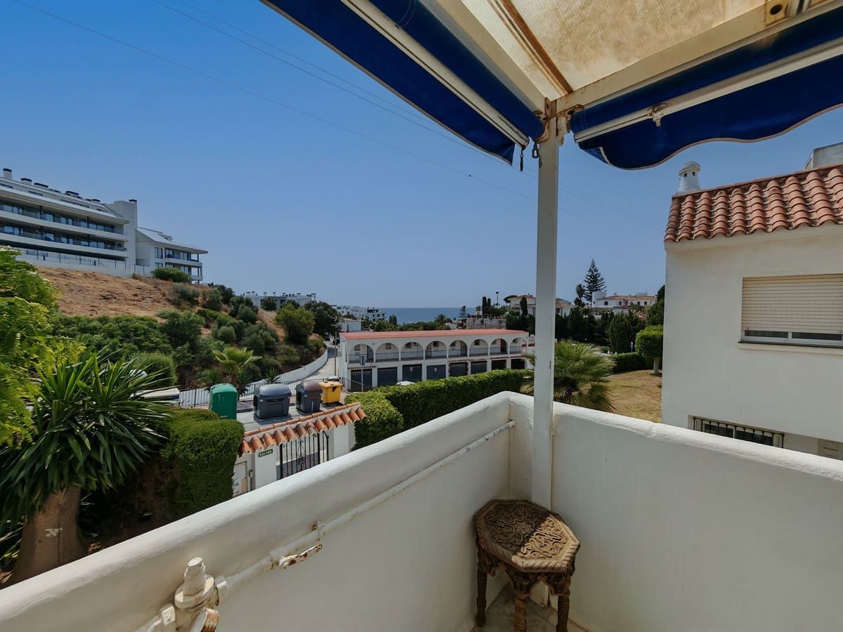 Pareado de 3 habitaciones en Mijas Costa en venta con piscina - 450.000 € (Ref: 9233072)