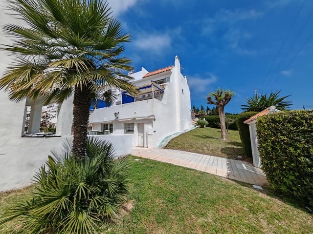 3 soveværelse Semi-Rækkehus til salg i Mijas Costa, Mijas med swimmingpool - € 450.000 (Ref: 9233072)