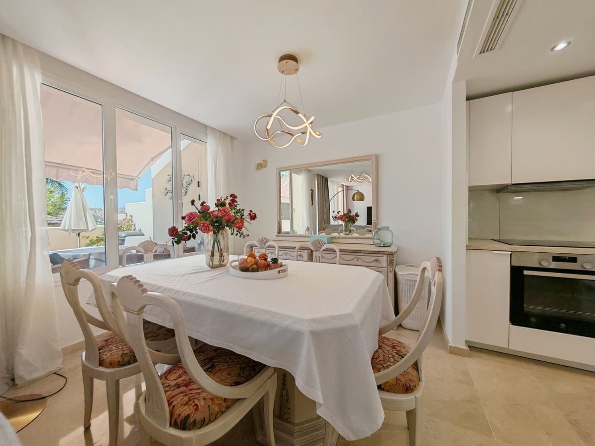 2 Zimmer Apartment zu verkaufen in Benahavis mit Pool - 400.000 € (Ref: 9236848)