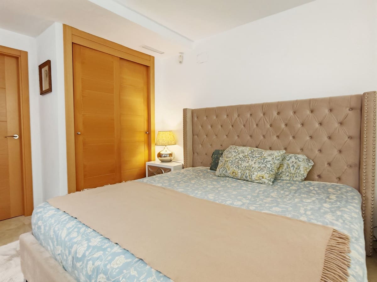 2 Zimmer Apartment zu verkaufen in Benahavis mit Pool - 400.000 € (Ref: 9236848)