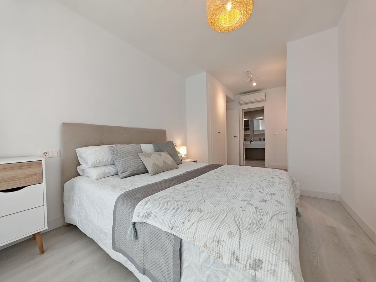 Apartamento de 3 habitaciones en Mijas Costa en venta con piscina garaje - 460.000 € (Ref: 9243467)