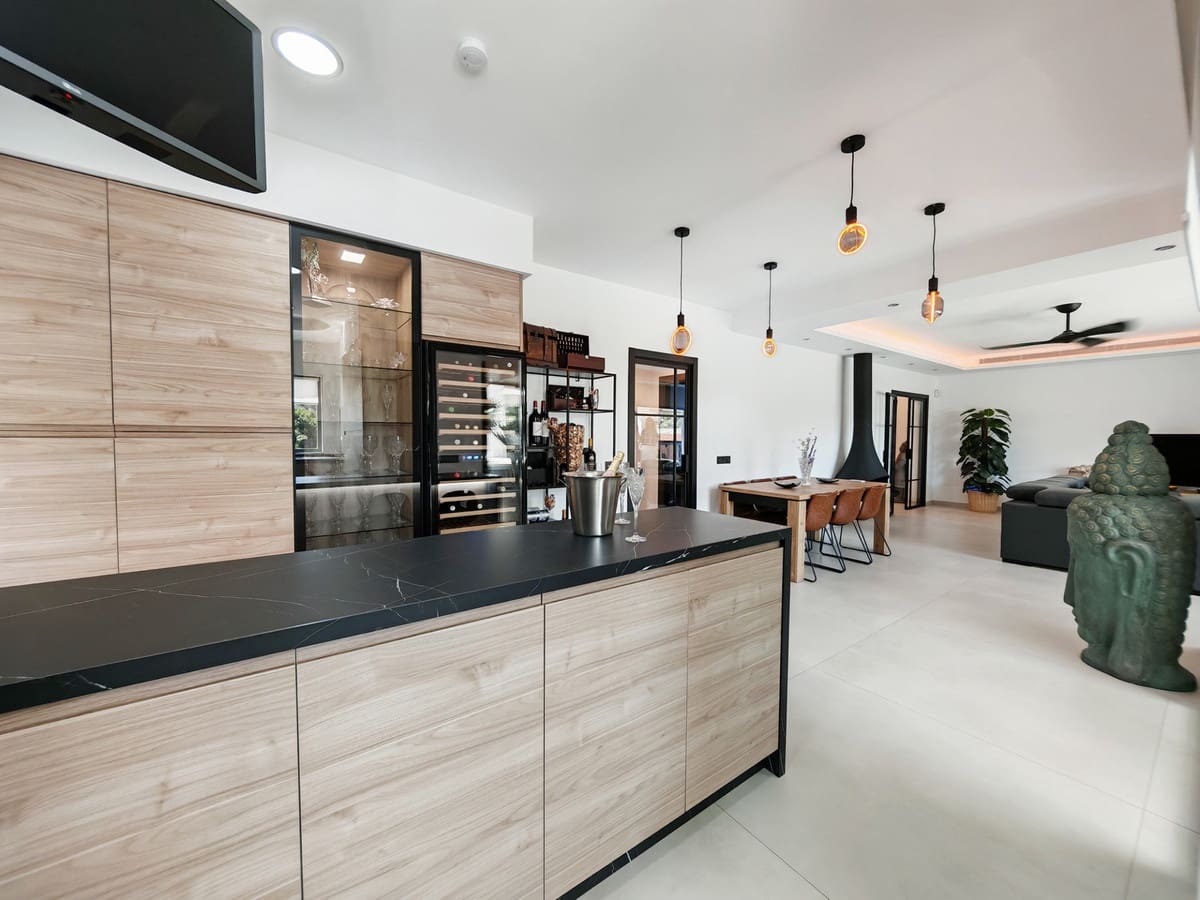 Chalet de 3 habitaciones en Mijas Golf en venta con piscina - 1.485.000 € (Ref: 9257599)