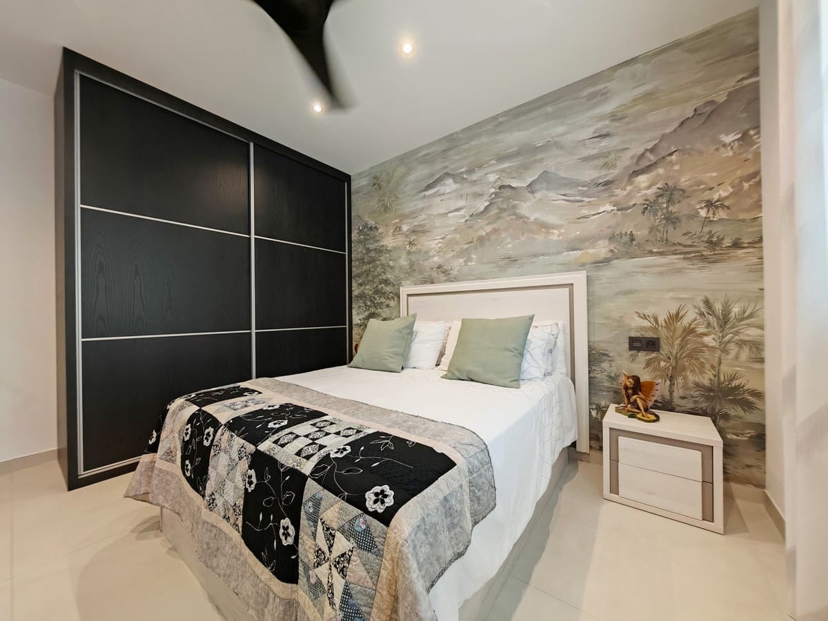 Chalet de 3 habitaciones en Mijas Golf en venta con piscina - 1.485.000 € (Ref: 9257599)