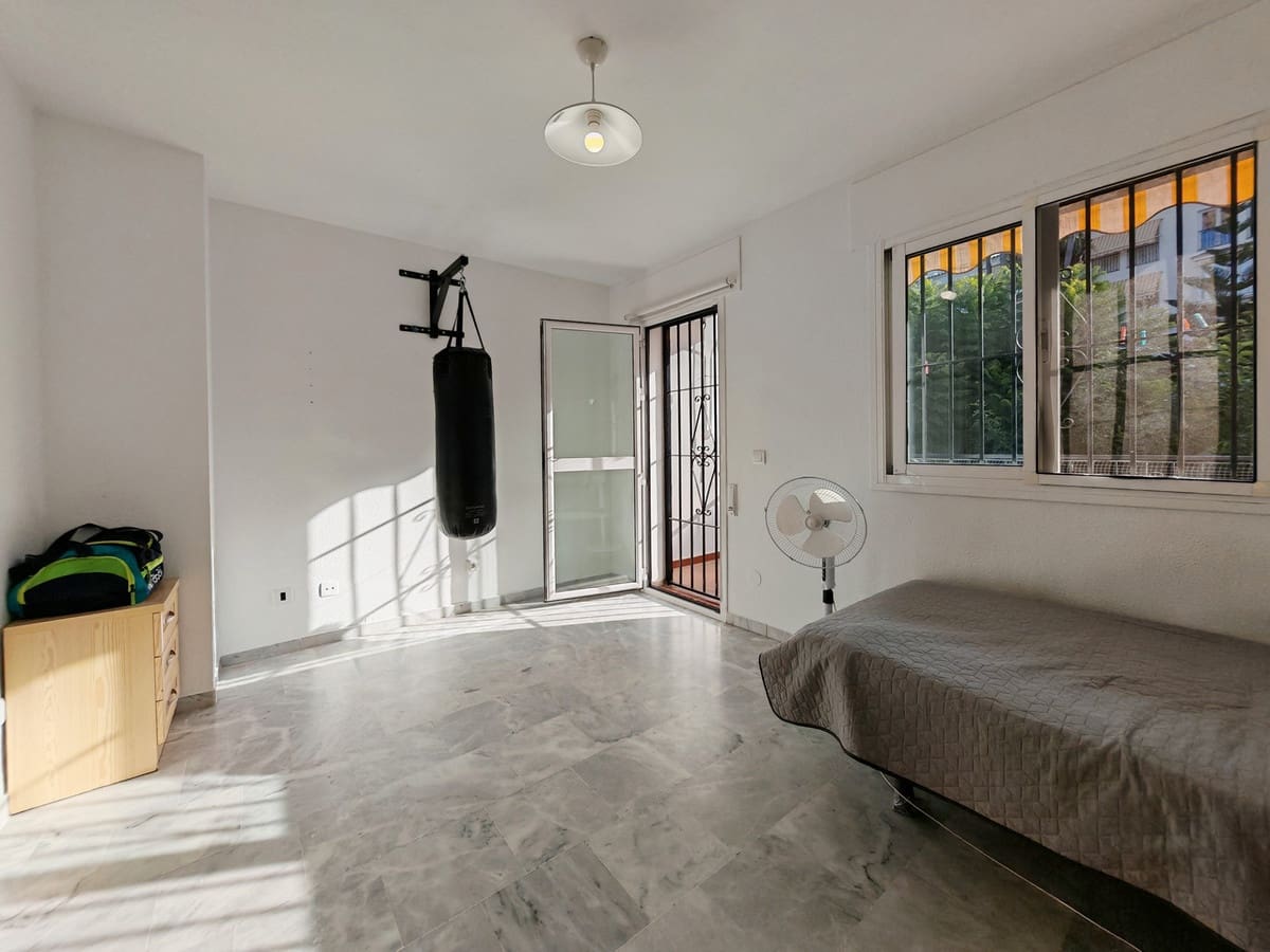 3 chambre Maison de Ville à vendre à Mijas Costa avec piscine - 355 000 € (Ref: 9270007)