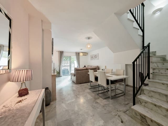 3 makuuhuone Omakotitalo myytävänä paikassa Mijas Costa, Mijas mukana uima-altaan - 355 000 € (Ref: 9270007)